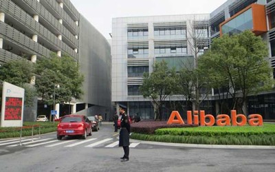 http://techcircle.vccircle.com/2017/03/02/alibaba-to-invest-177-mn-in-paytm-e-commerce-hike-stake-to-62/