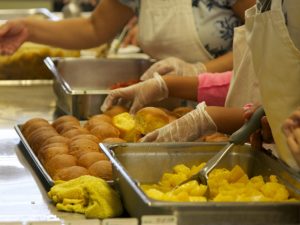 http://www.hawaii247.com/2017/04/06/new-software-allows-payments-for-public-school-food-via-mobile-app/
