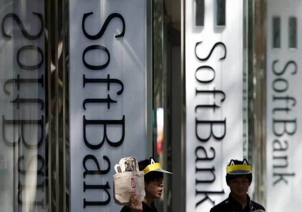 http://www.thehindubusinessline.com/info-tech/softbank-takes-driving-seat-in-indias-ecommerce-shakeup/article9684733.ece