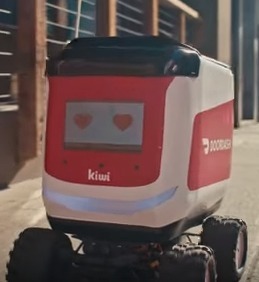 Kiwibot delivers on campus