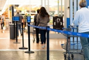 retailers employing social distancing