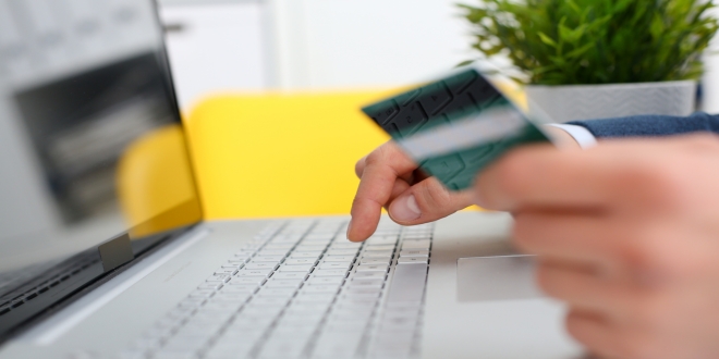 fighting e-commerce fraud
